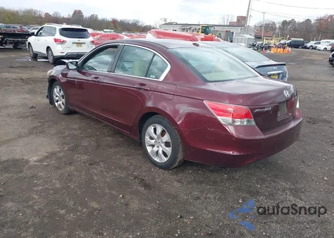 2010 Honda Accord 2.4 Ex-L z USA, uszkodzony, nr VIN 1HGCP2F84AA031492